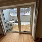 Klausners Apartman *