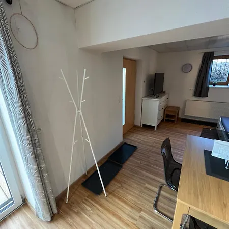 Klausners نيوستيف ام ستوبيتا